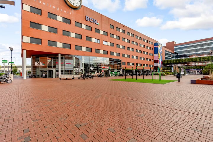 Foto 32 van Bremenstraat 59