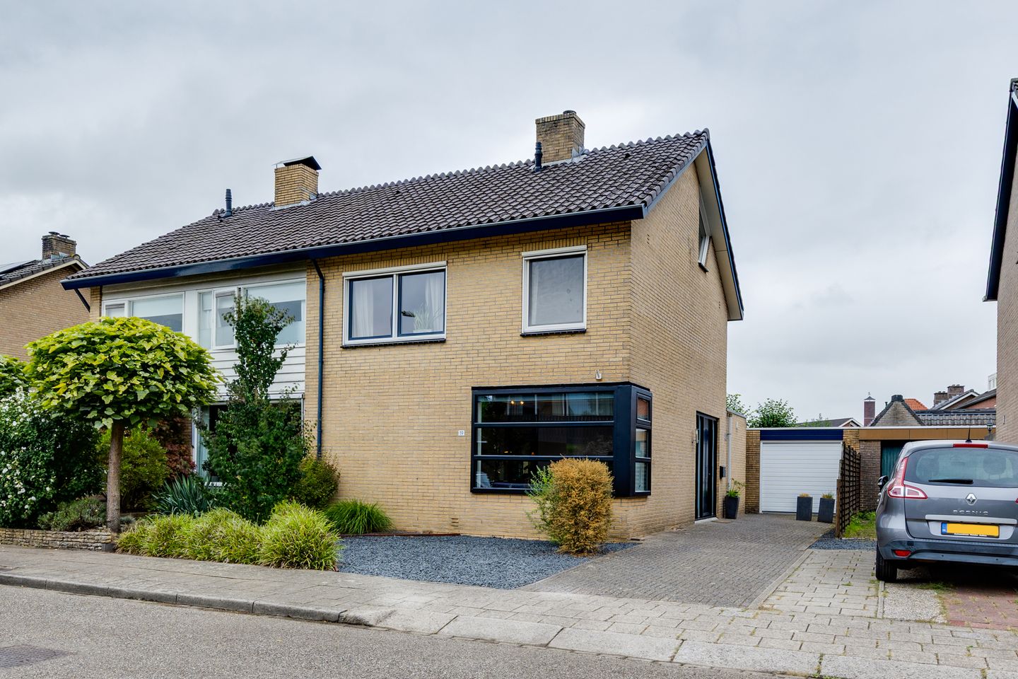 Photo 1 of Herman van Halterenstraat 19