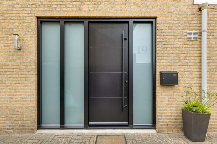 Photo 2 of Herman van Halterenstraat 19