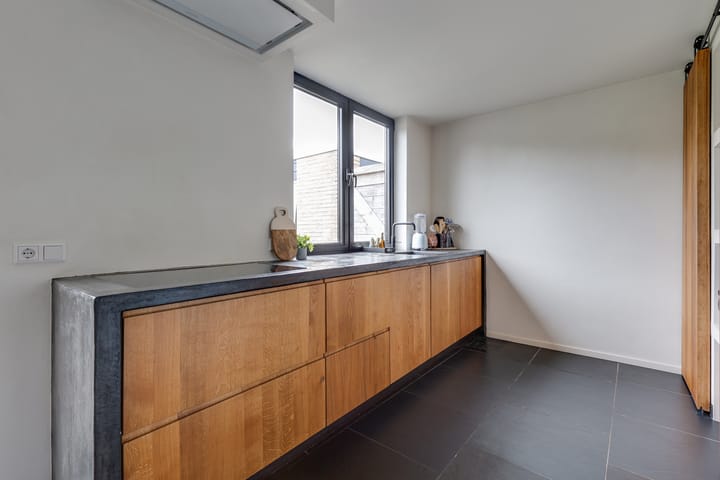 Photo 21 of Herman van Halterenstraat 19