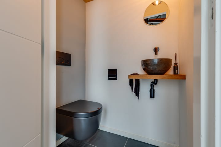 Photo 28 of Herman van Halterenstraat 19