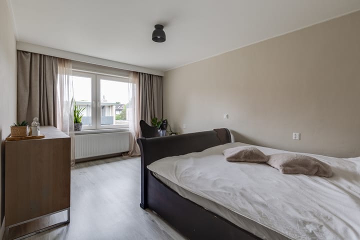 Photo 31 of Herman van Halterenstraat 19