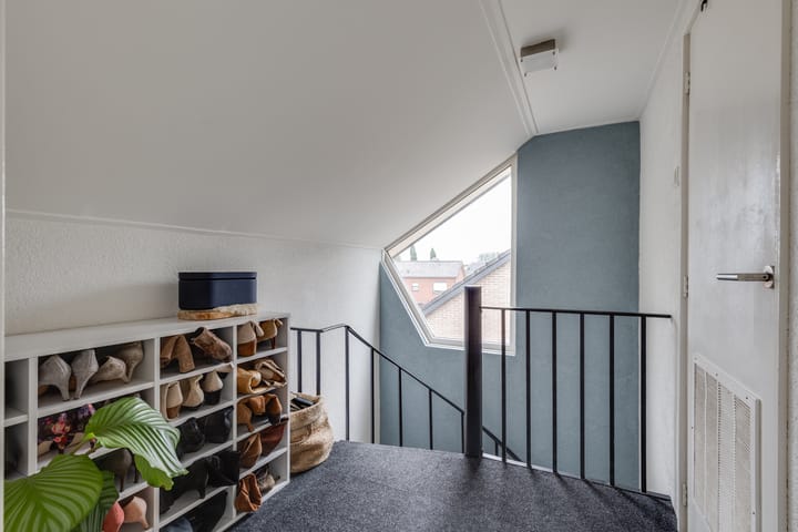 Photo 42 of Herman van Halterenstraat 19