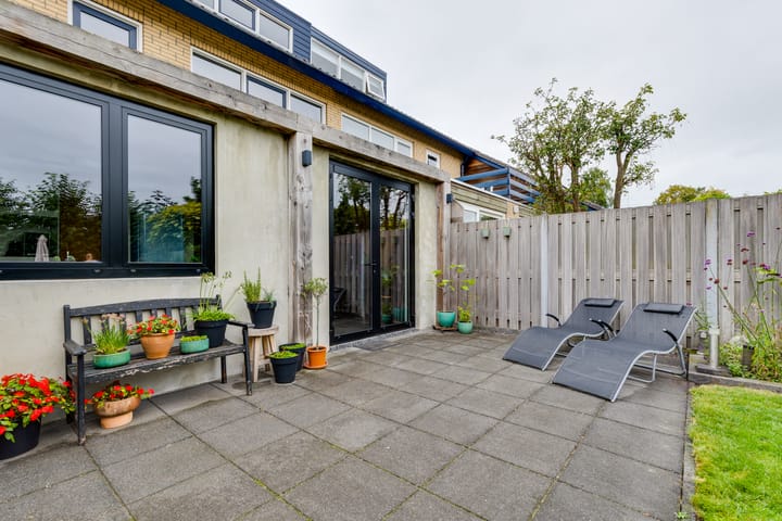 Photo 47 of Herman van Halterenstraat 19