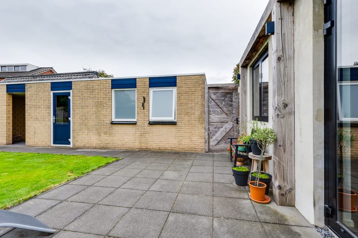 Photo 48 of Herman van Halterenstraat 19