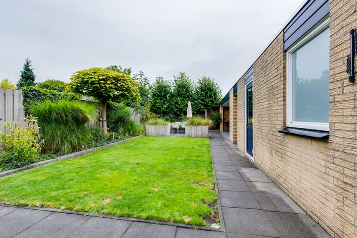 Photo 51 of Herman van Halterenstraat 19