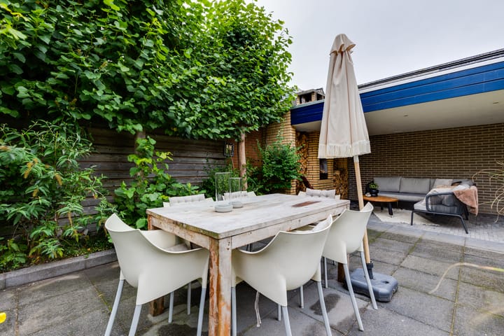 Photo 61 of Herman van Halterenstraat 19