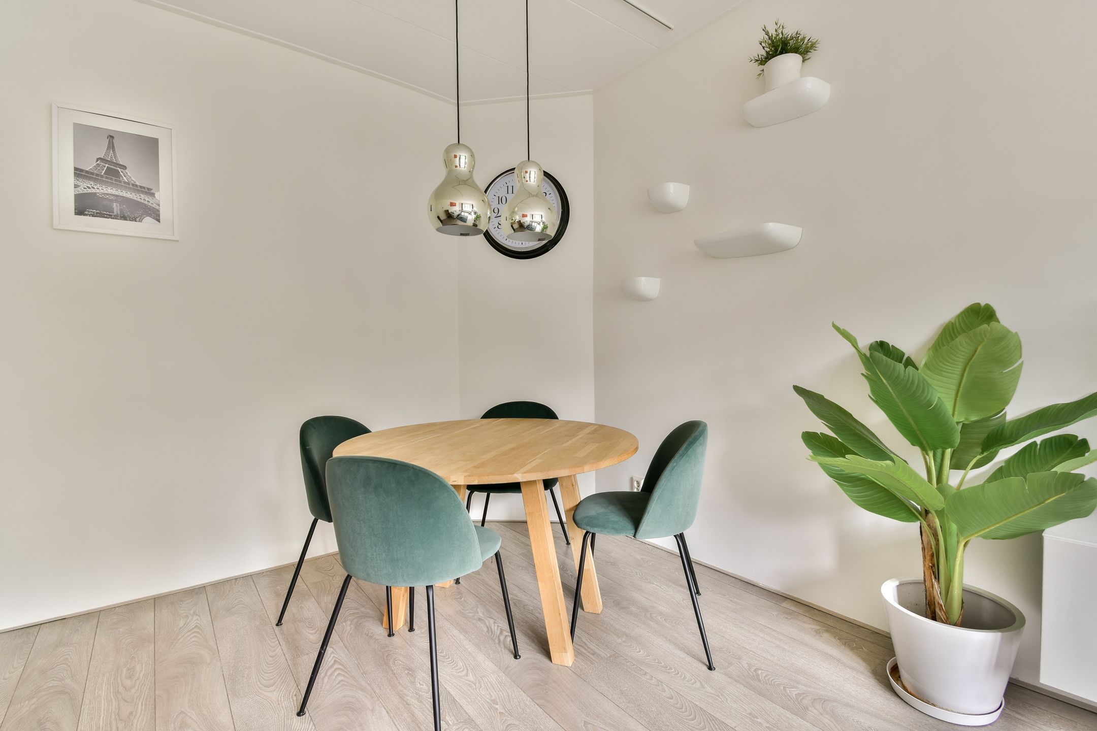 Photo 6 of Schipbeekstraat 12-2