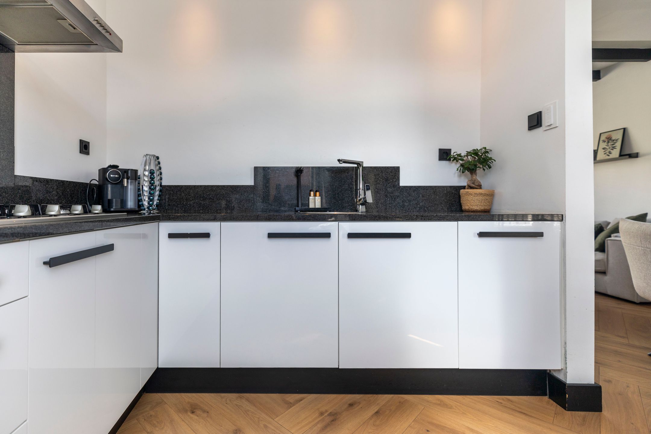 Foto 18 van Koninginneweg 48