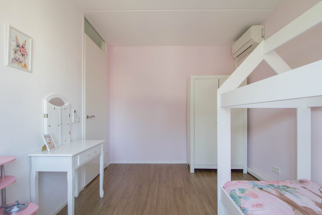 Photo 16 of Oostmaat 3