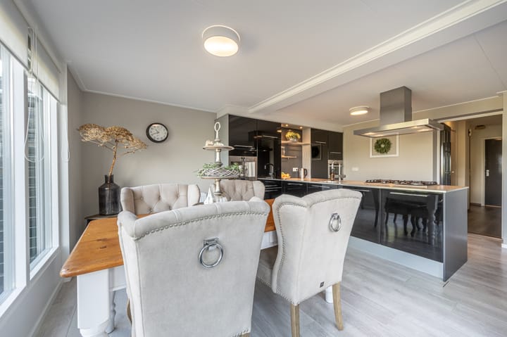 Foto 16 van Stougjesdijk 96