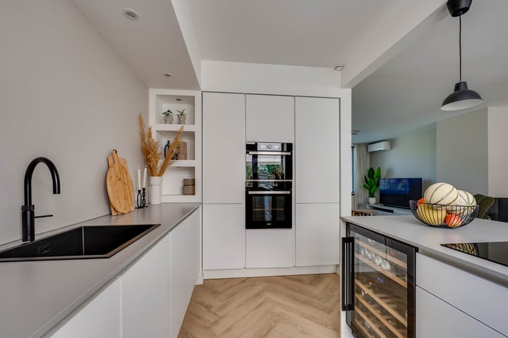 Foto 12 van van Hogendorplaan 20