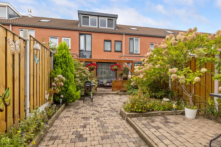 Foto 32 van Jan Wiegersstraat 73