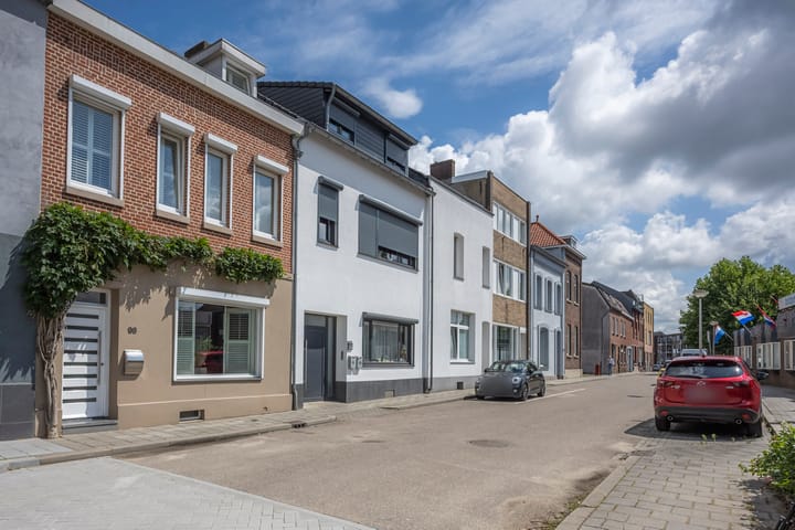 Photo 2 of Patronaatstraat 98