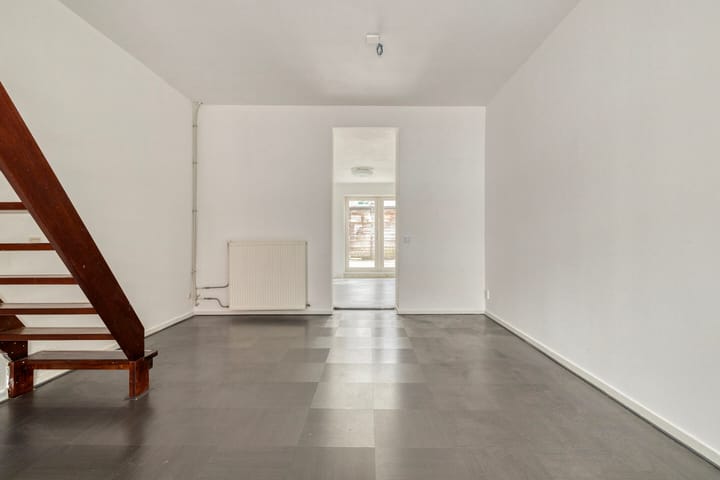 Foto 5 van Middelharnissestraat 9