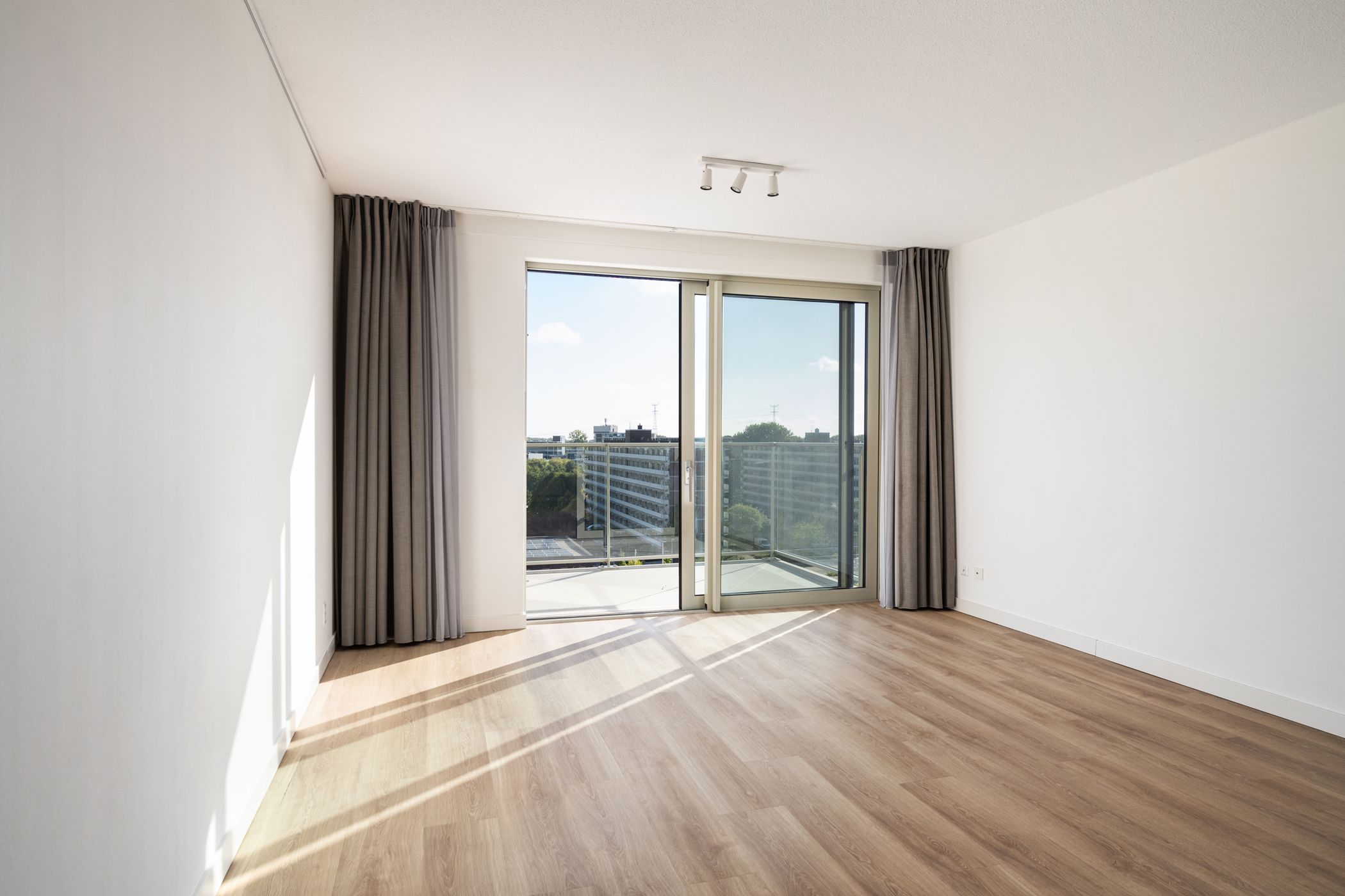 Photo 6 of Duikerlaan 350-D