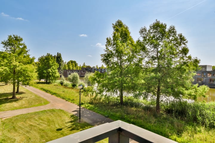 Photo 5 of Glitterstraat 186