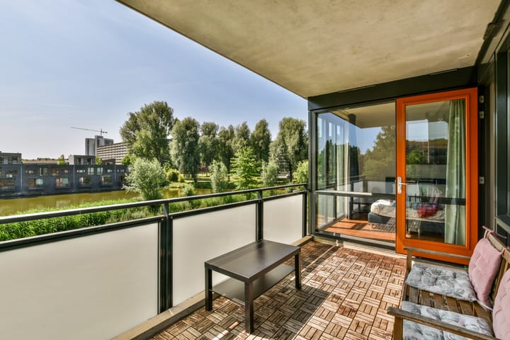 Photo 8 of Glitterstraat 186