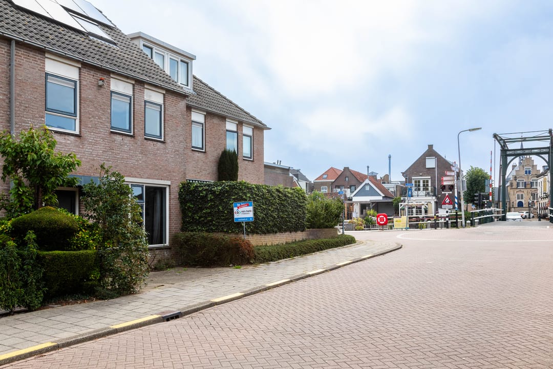 Foto 1 van Veerlaan 2