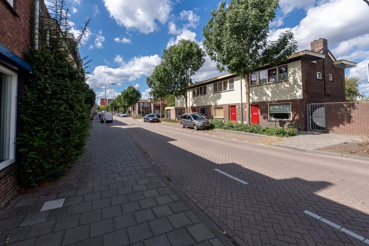 Photo 21 of Wagenaarstraat 2-A