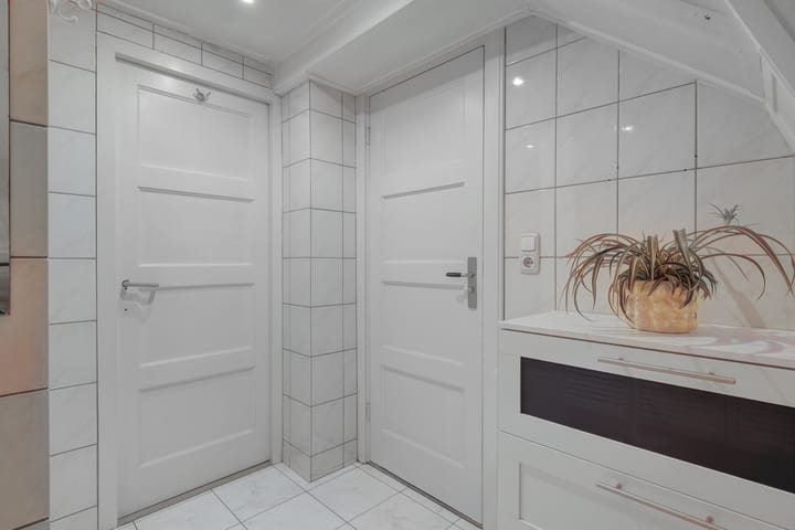 Foto 49 van Anjelierstraat 10