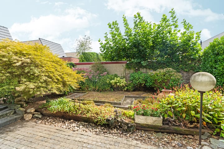 Foto 30 van Marxstraat 8