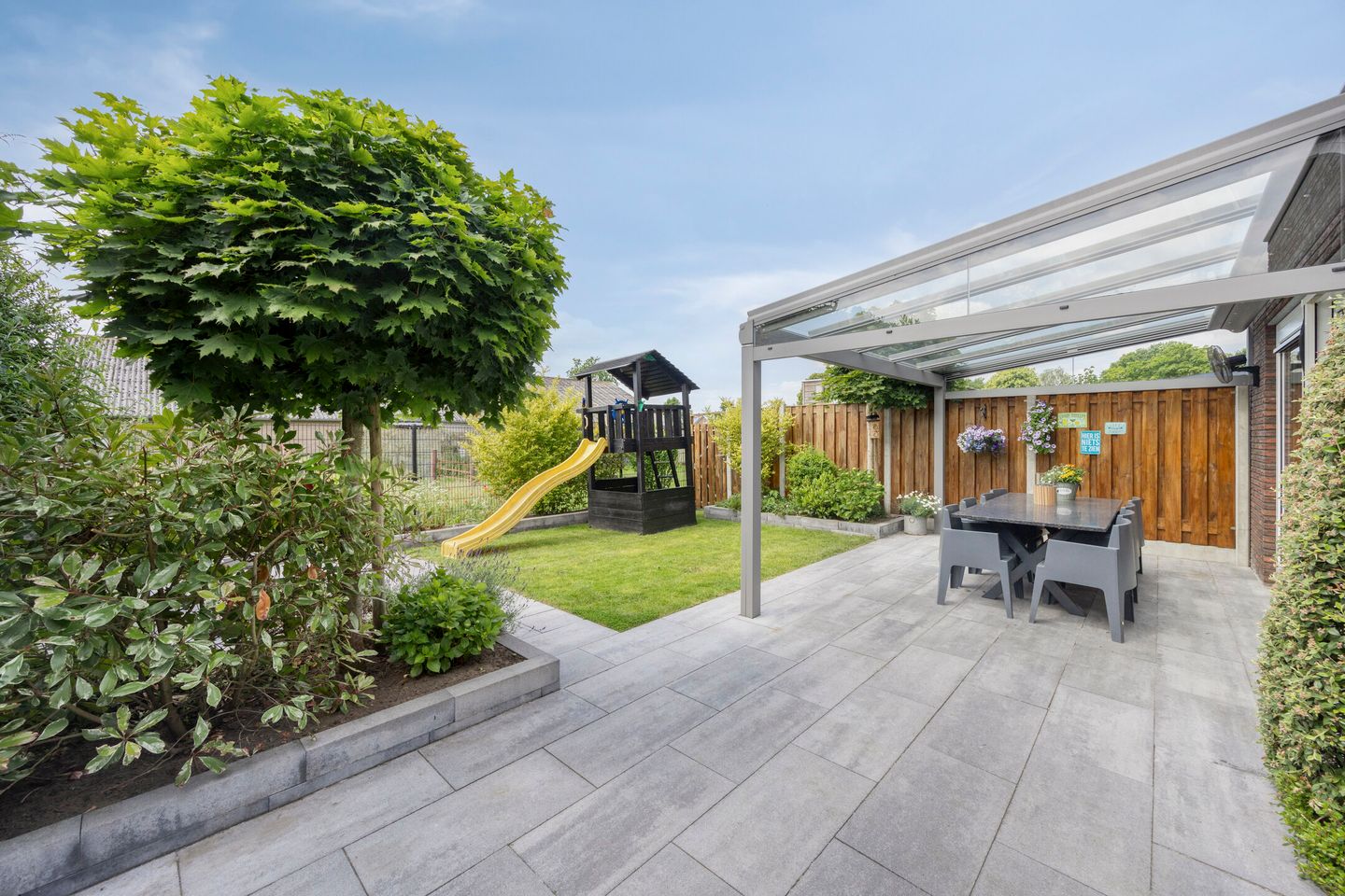 Foto 19 van Het paradijs 12