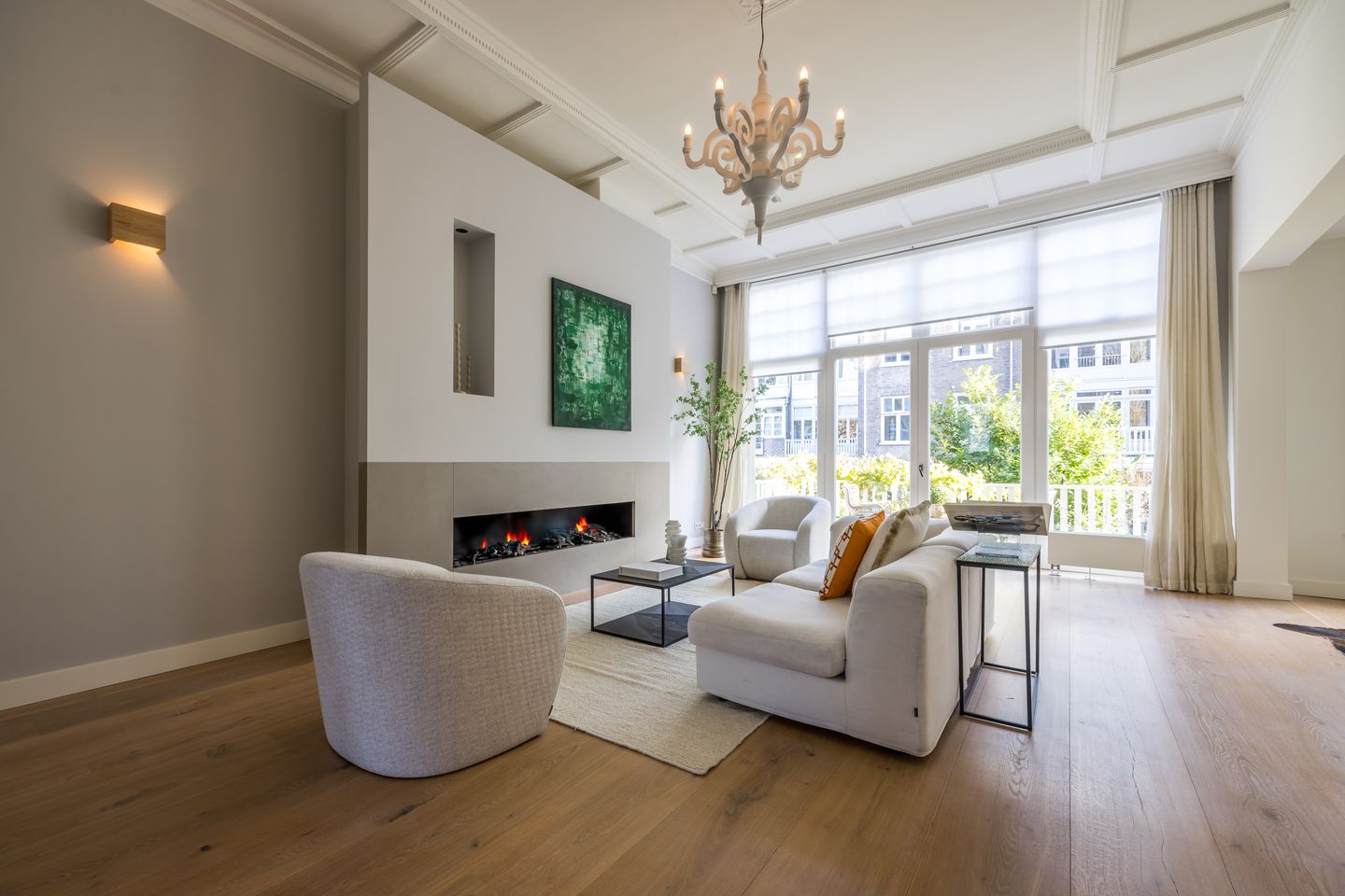 Photo 1 of Johannes Vermeerstraat 25