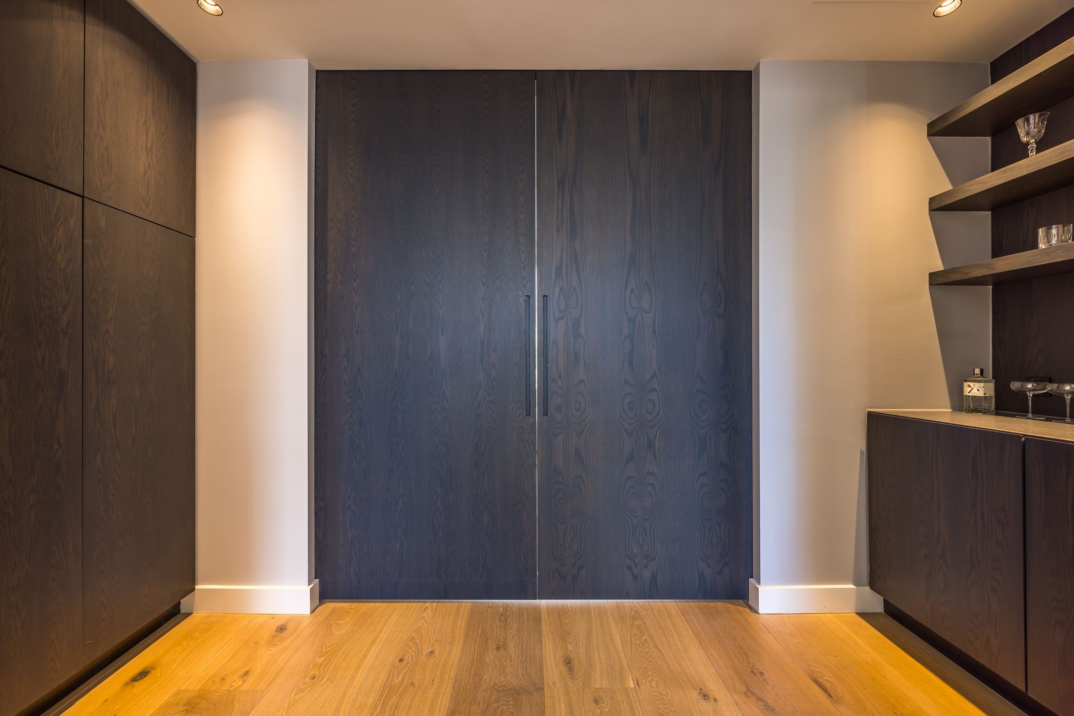 Photo 24 of Johannes Vermeerstraat 25