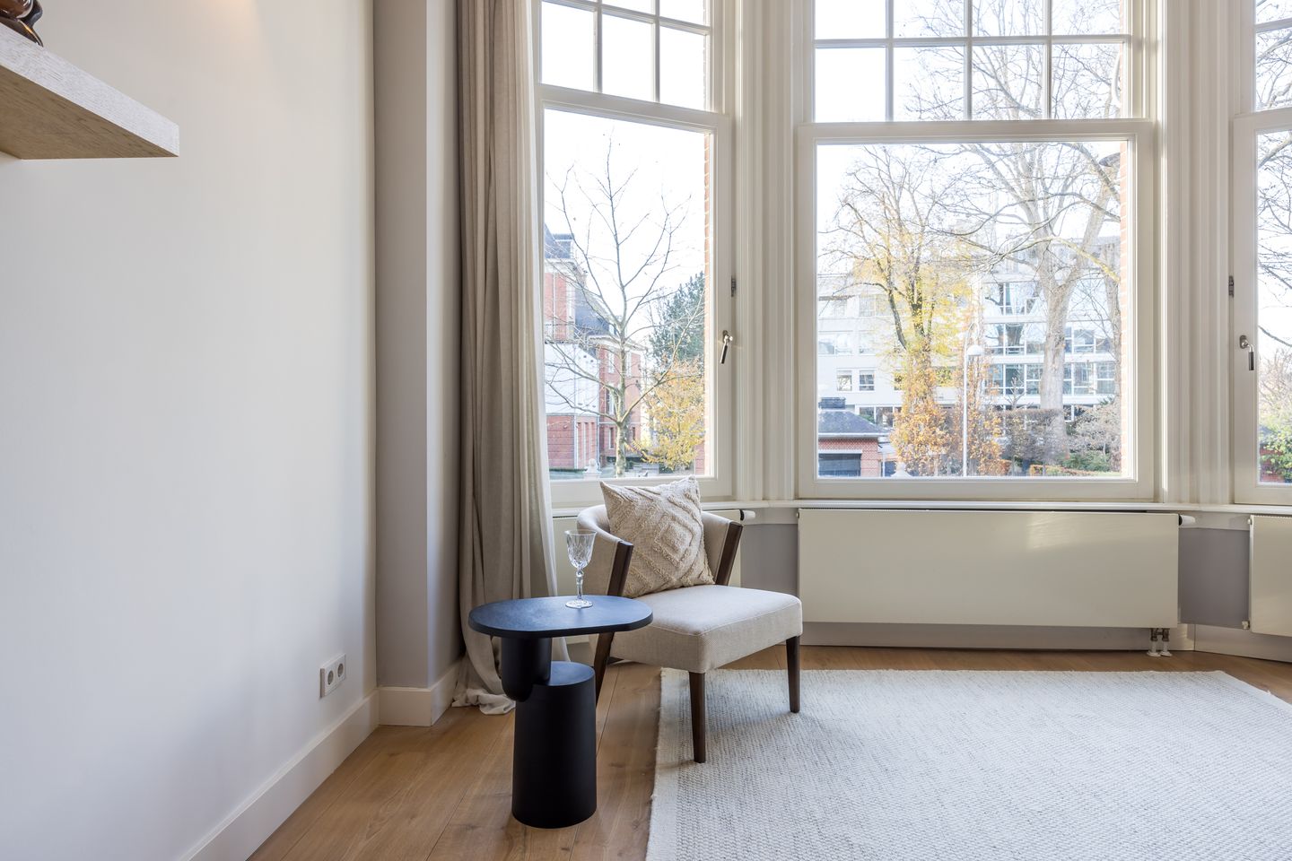 Photo 29 of Johannes Vermeerstraat 25