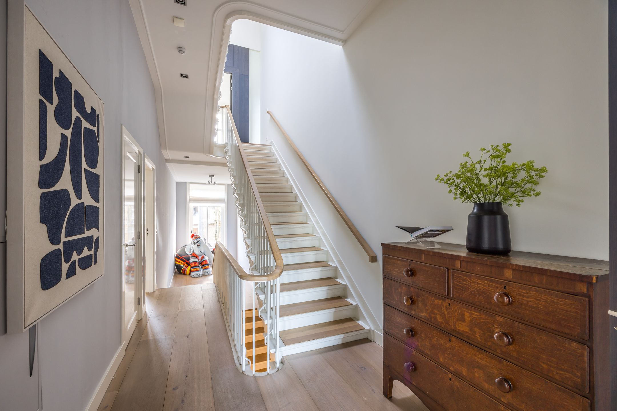 Photo 30 of Johannes Vermeerstraat 25