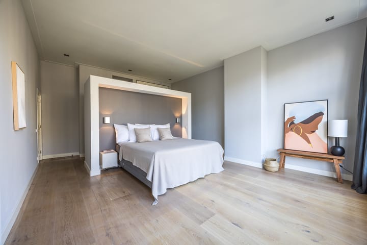 Photo 42 of Johannes Vermeerstraat 25