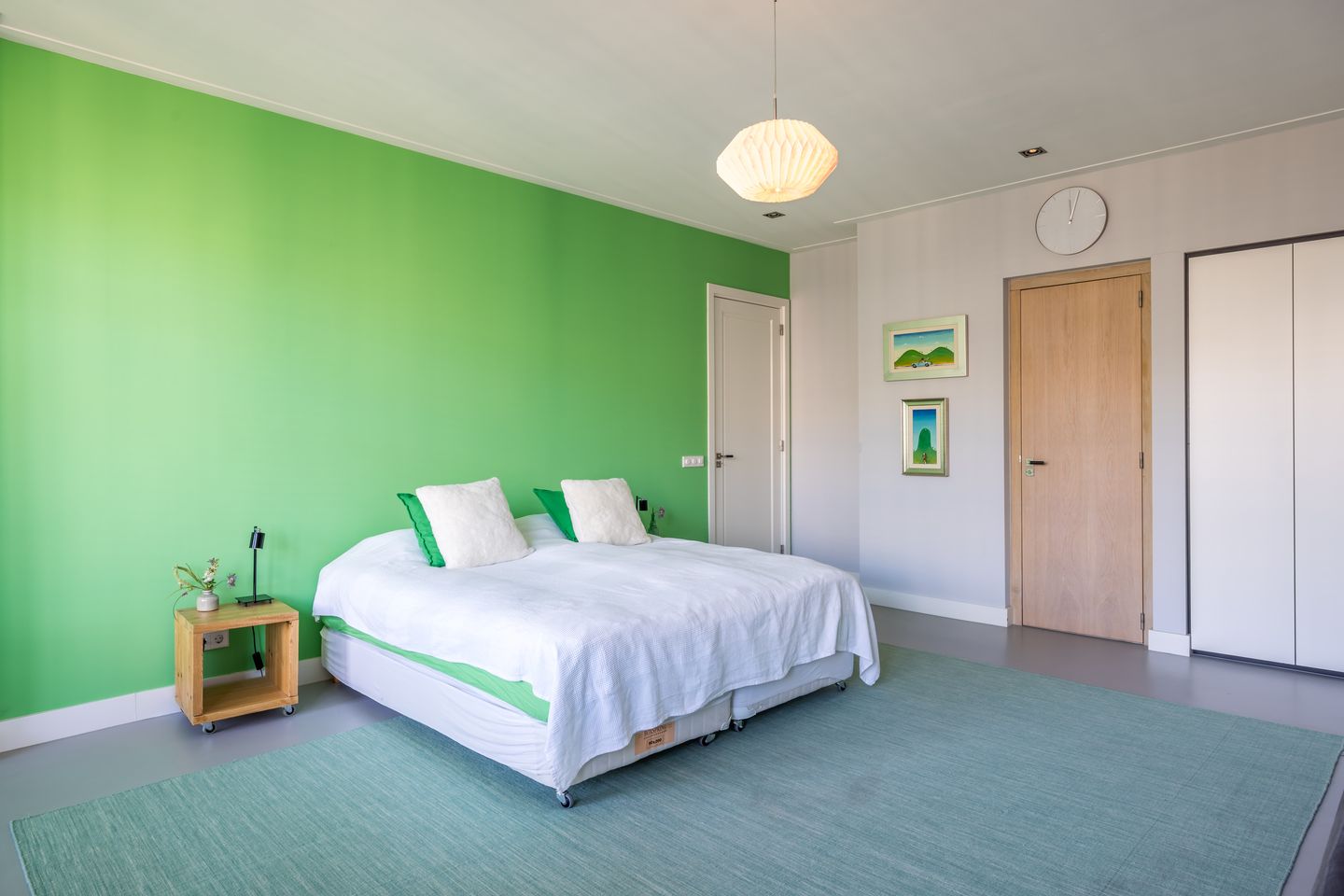 Photo 49 of Johannes Vermeerstraat 25