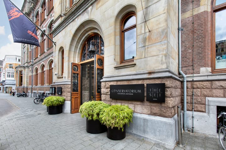 Photo 60 of Johannes Vermeerstraat 25