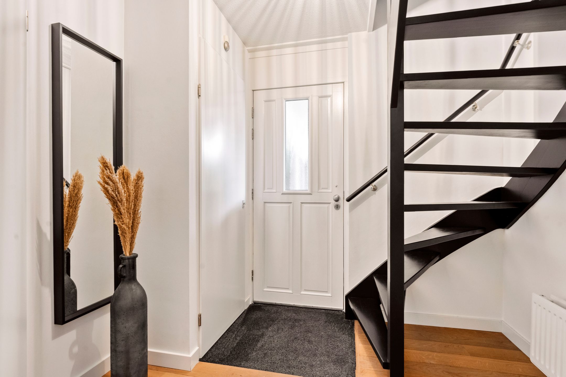 Foto 6 van Nederhoven 8