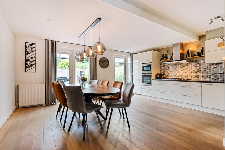 Foto 10 van Nederhoven 8