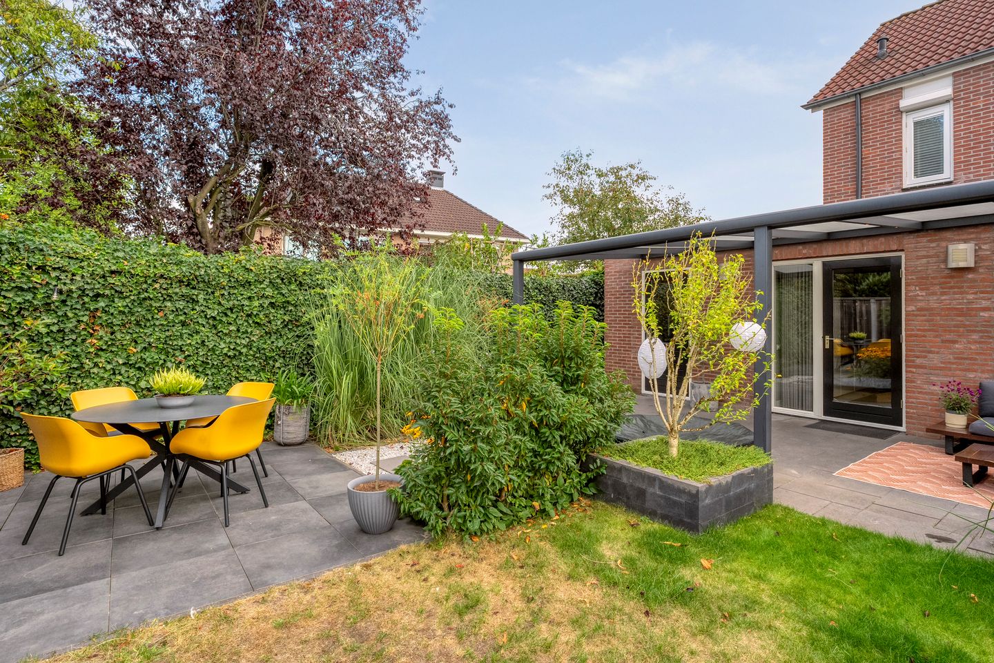 Foto 25 van Nederhoven 8