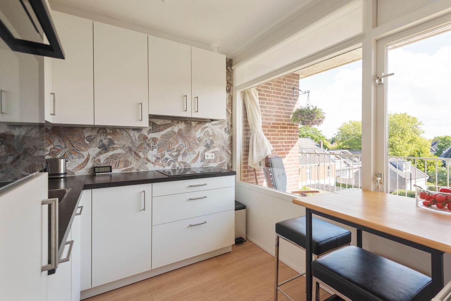 Foto 29 van Bloemendaalseweg 7-C