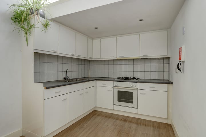 Foto 10 van Leeghwaterstraat 133