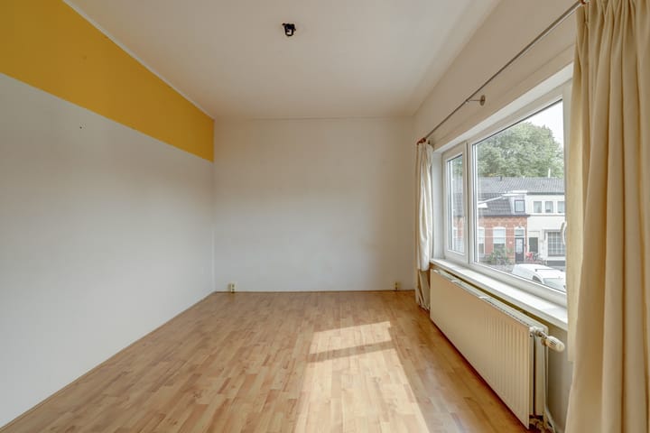 Foto 19 van Leeghwaterstraat 133