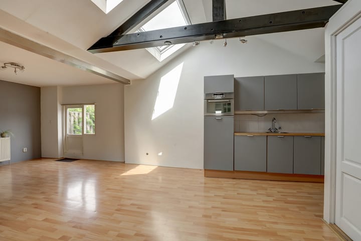 Foto 35 van Leeghwaterstraat 133