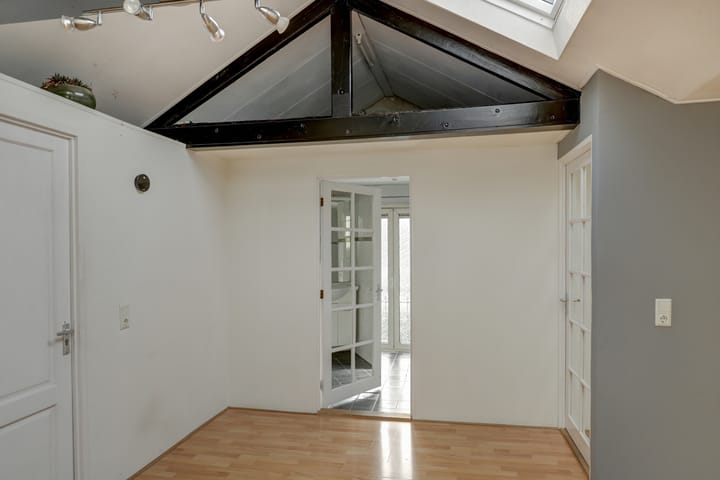 Foto 41 van Leeghwaterstraat 133