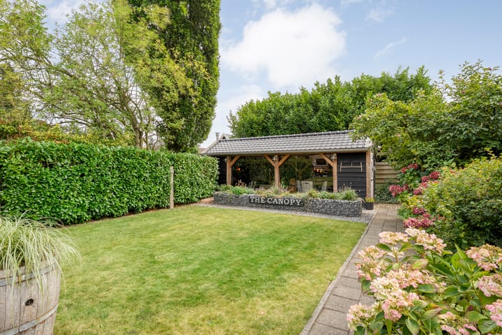 Foto 39 van De Prunus 17