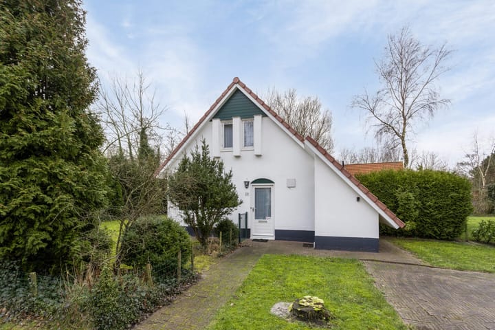 Foto 3 van De Rug 3-28