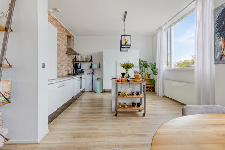 Foto 9 van Van Meekerenstraat 184