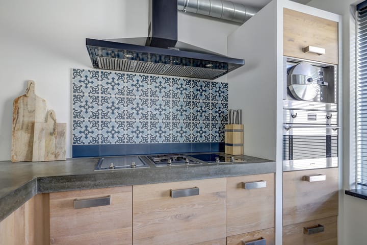 Photo 13 of J. Dixlaan 40