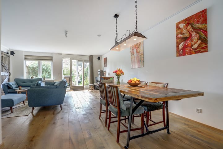 Photo 18 of J. Dixlaan 40