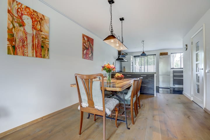 Photo 19 of J. Dixlaan 40