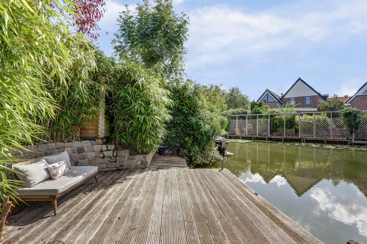 Photo 46 of J. Dixlaan 40