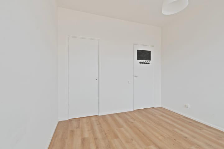 Foto 13 van Zwartewaalstraat 115